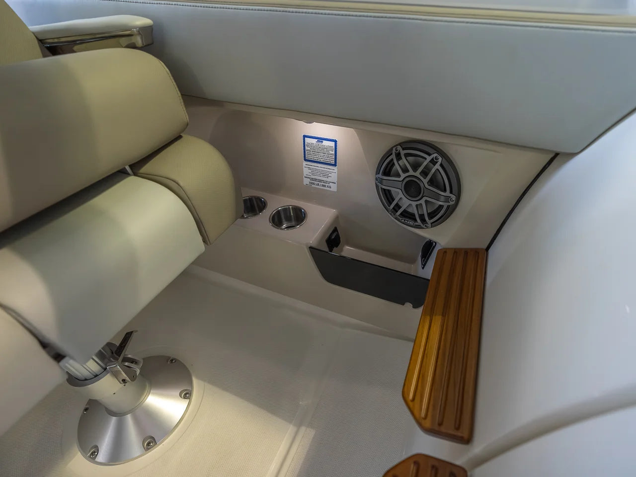 2026 Boston Whaler 330 Vantage 33.0 feet, Panama City, FL #48