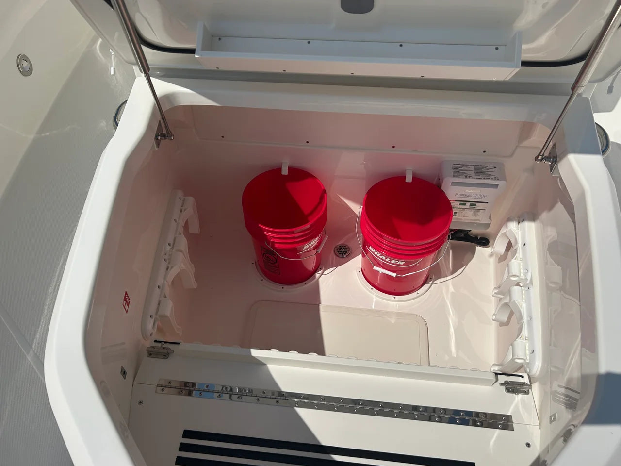 2026 Boston Whaler 330 Outrage 33.0 feet, Pensacola, Florida #39