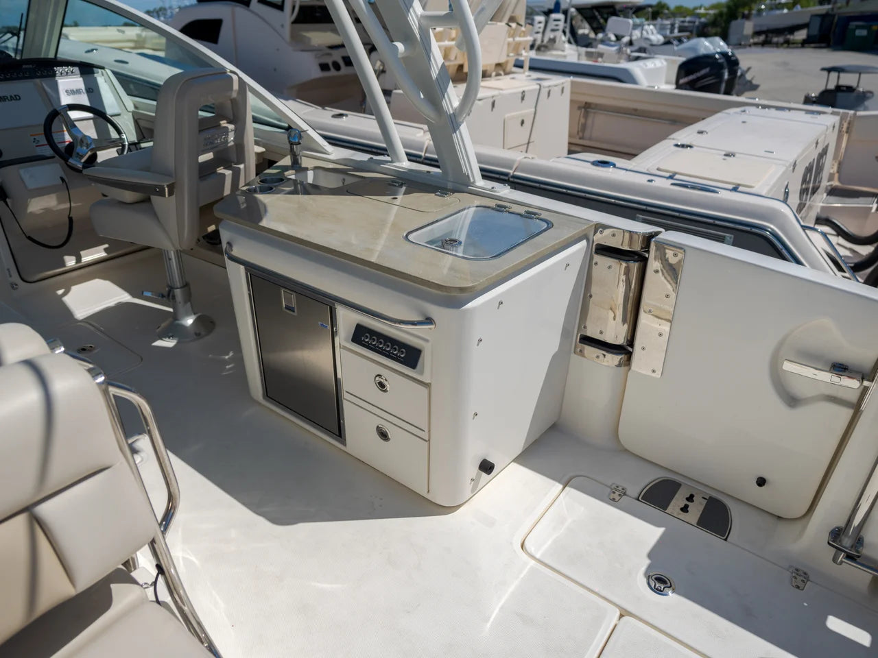 2025 Boston Whaler VANTAGE 320 33.0 feet, Panama City Beach, Florida #23