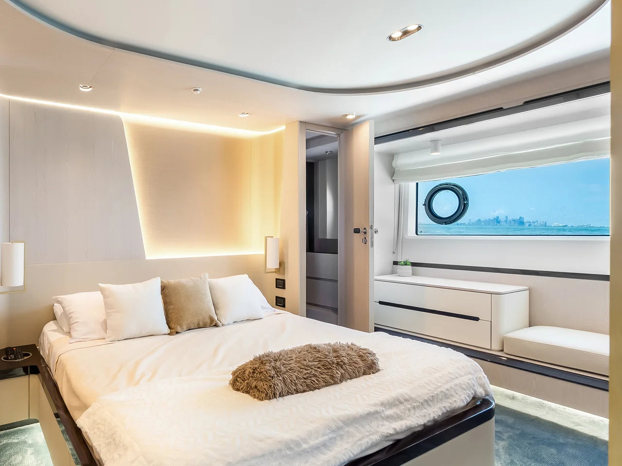 2025 Azimut 78 FLY 78.0 feet, Miami, FL #49