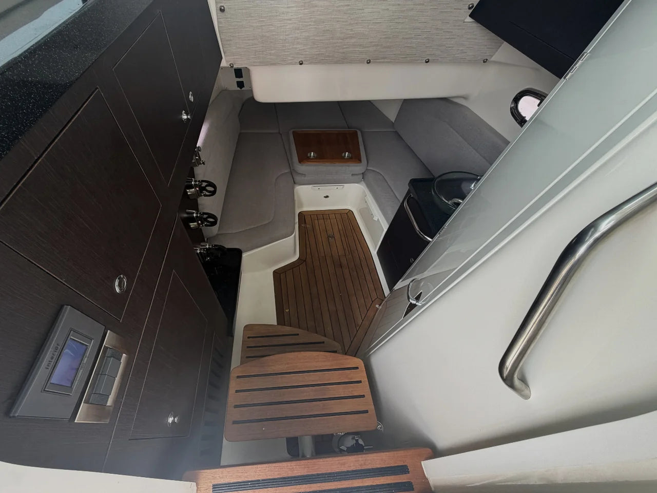 2024 Boston Whaler 380 Outrage 38.0 feet, Huntington, NY #17