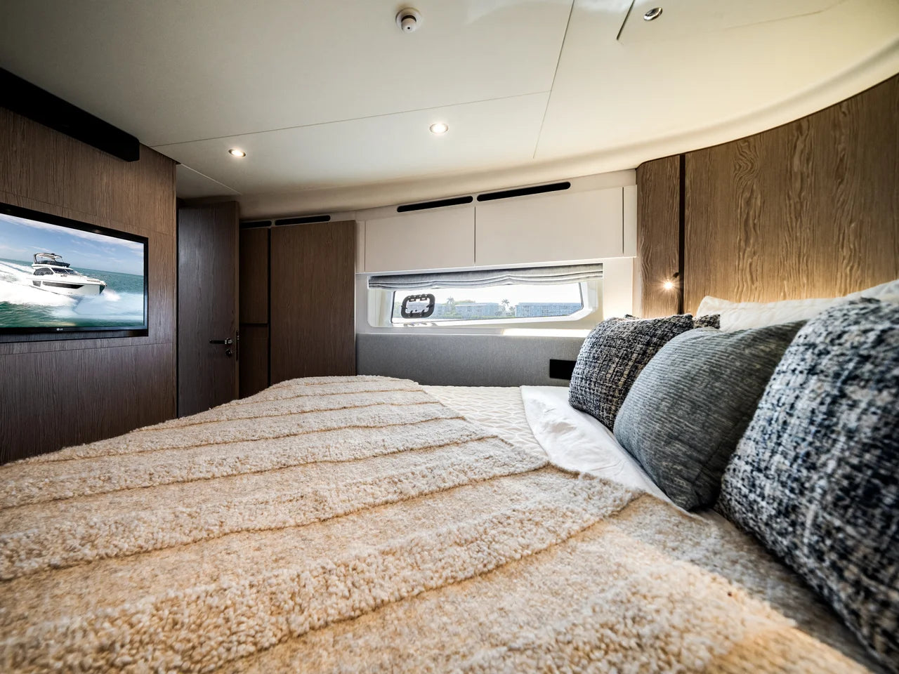 2024 Azimut 53 FLY 53.0 feet, Naples, Florida #26