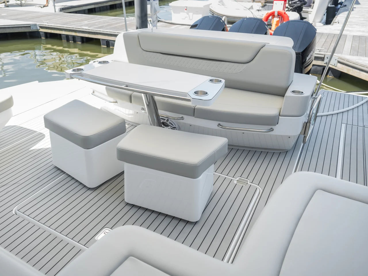 2026 Cruisers Yachts 50GLS OB 50.0 feet, Grasonville, MD #25