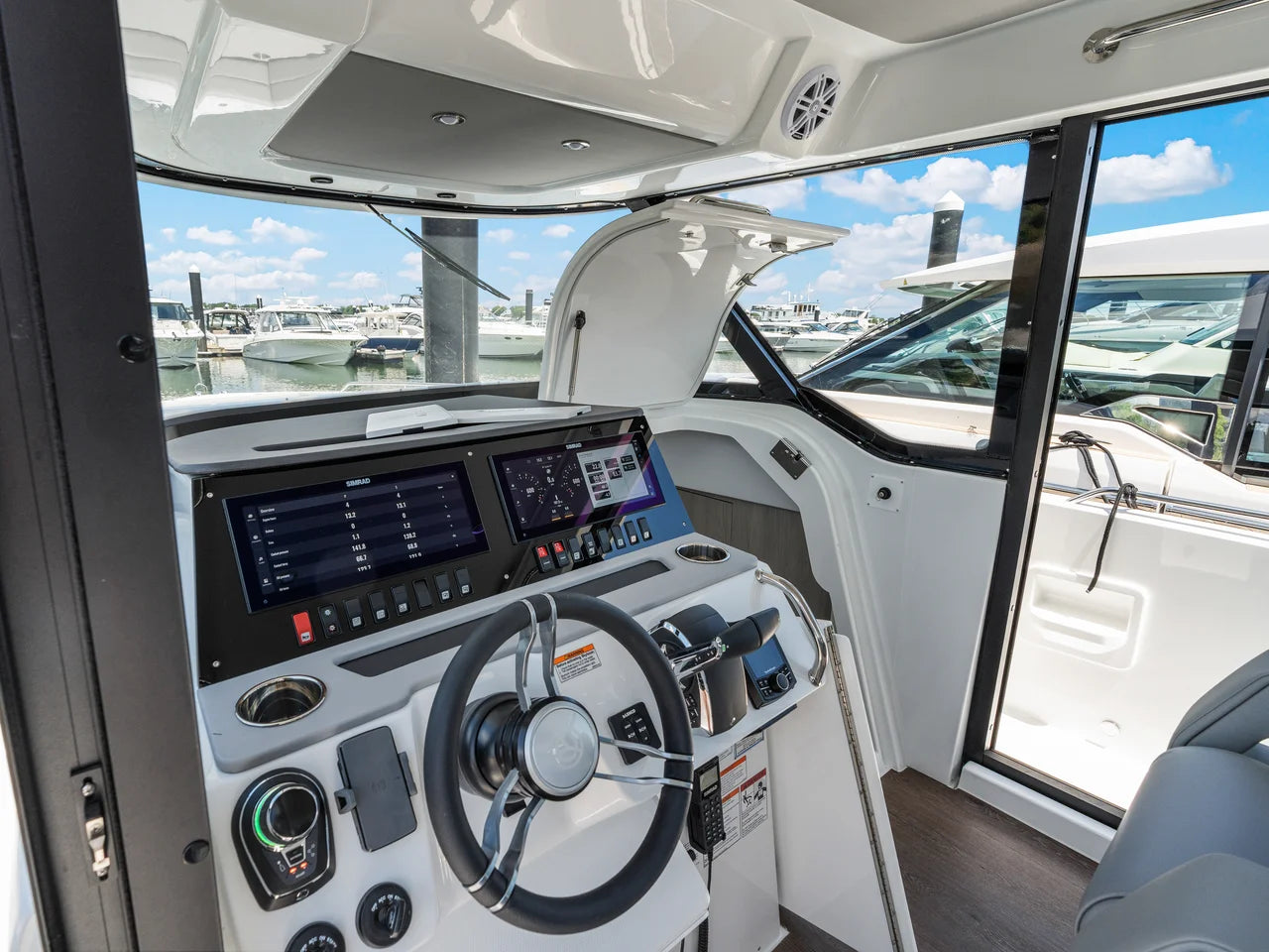 2026 Cruisers Yachts 38 VTR EC 38.0 feet, Quincy, MA #23