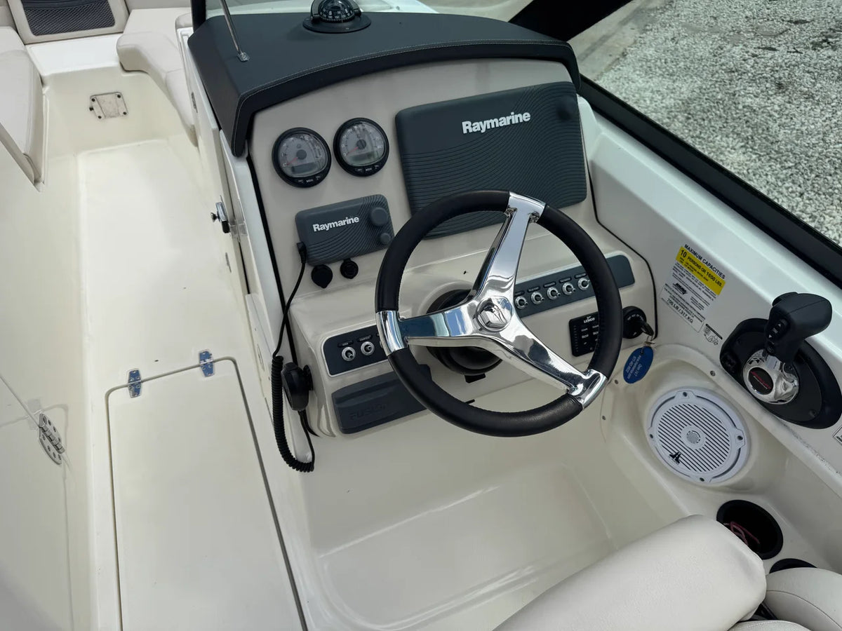 2017 Boston Whaler 230 VANTAGE 23.0 feet, Cocoa, Florida #13