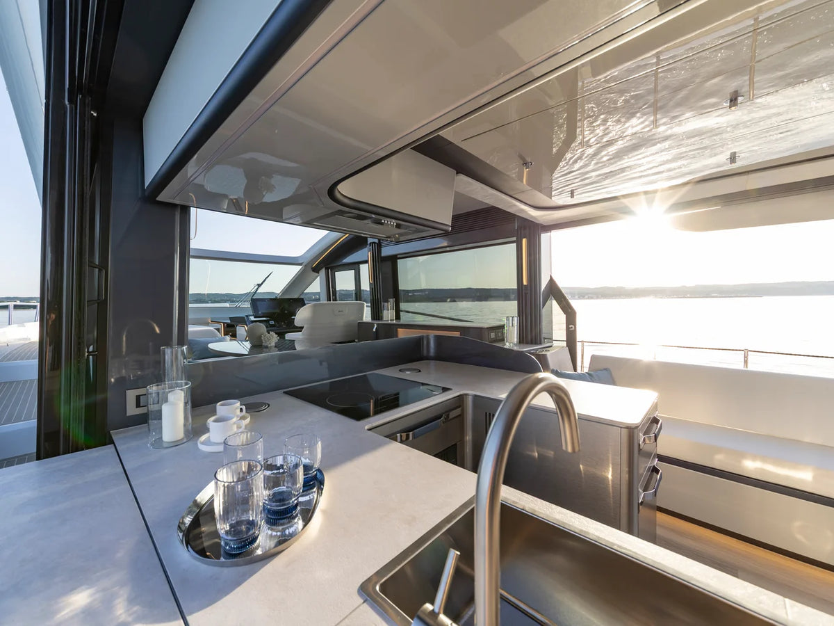 2026 Galeon 570 SKY 58.0 feet, Inuvik, Northwest Territories #113