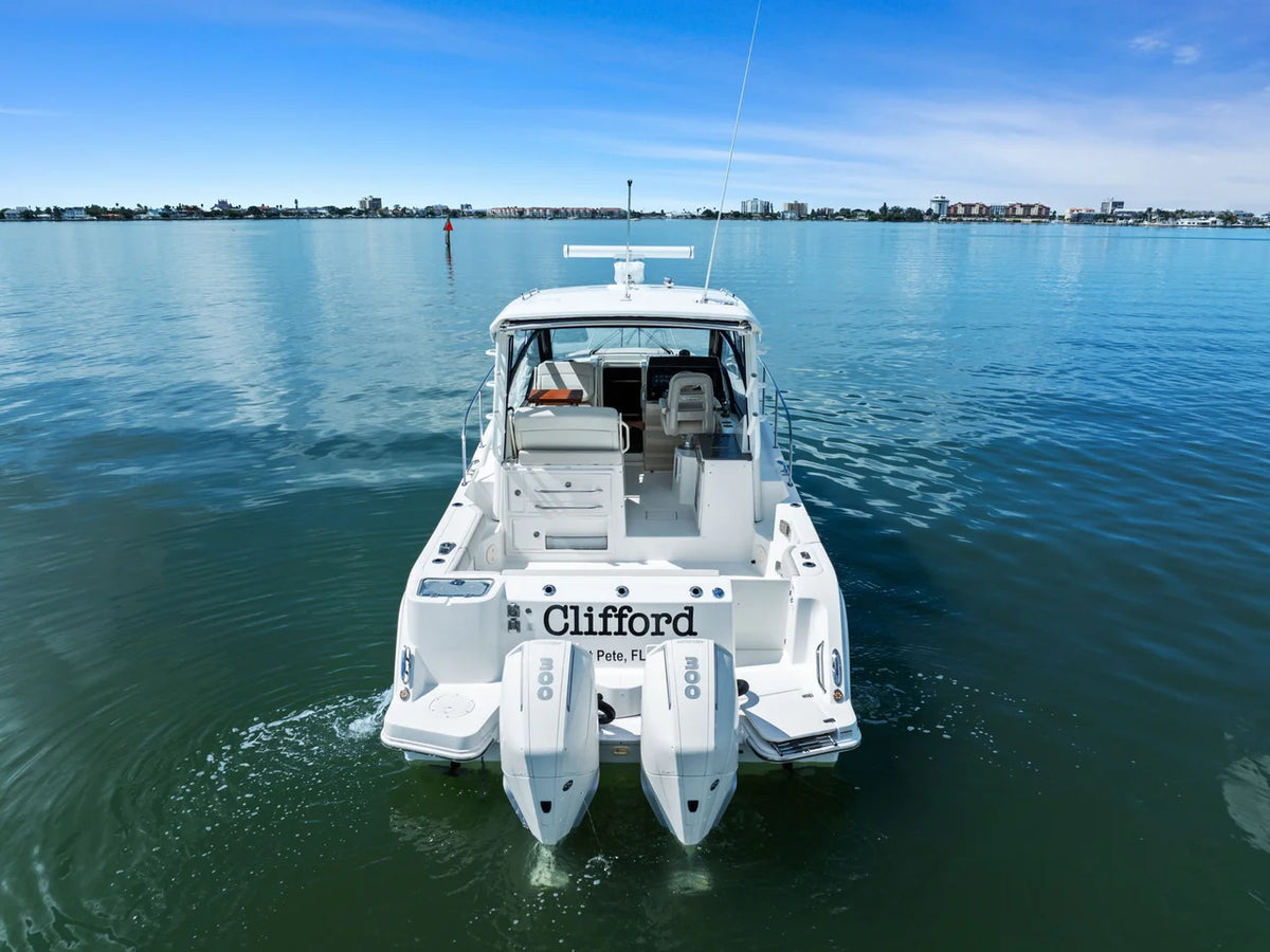 2023 Boston Whaler 325 CONQUEST 32.0 feet, St Petersburg, FL #10