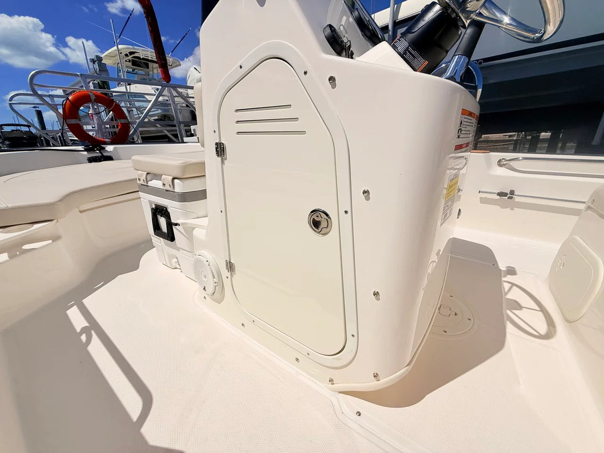 2027 Boston Whaler 190 Montauk 19.0 feet, St Petersburg, FL #33