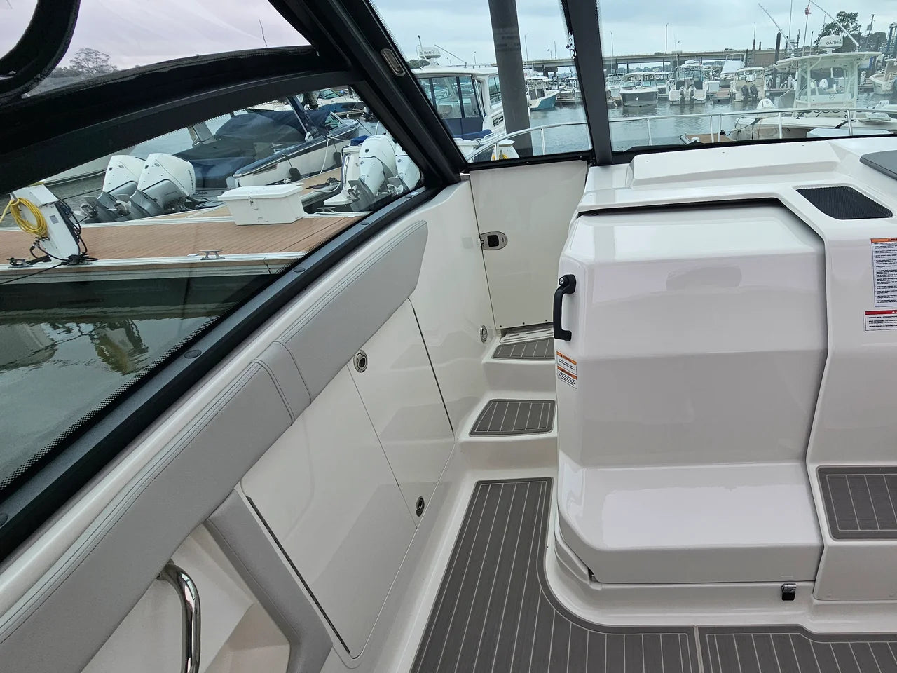 2025 Sea Ray 320 SUNDANCER OB 32.0 feet, Brick Township, New Jersey #18