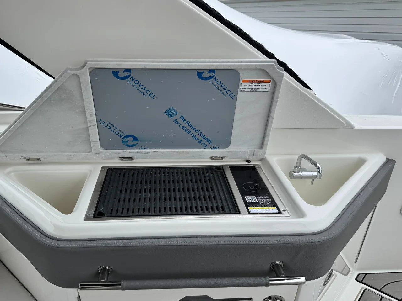 2026 Sea Ray SLX 310 Outboard 31.0 feet, Huntington, NY #23