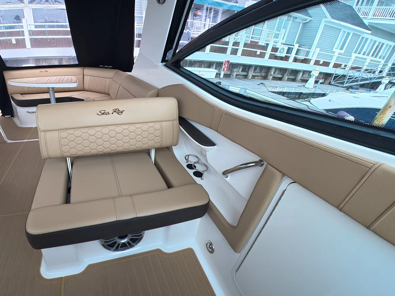 2025 Sea Ray Sundancer 320 Outboard 32.0 feet, Clearwater, Florida #18