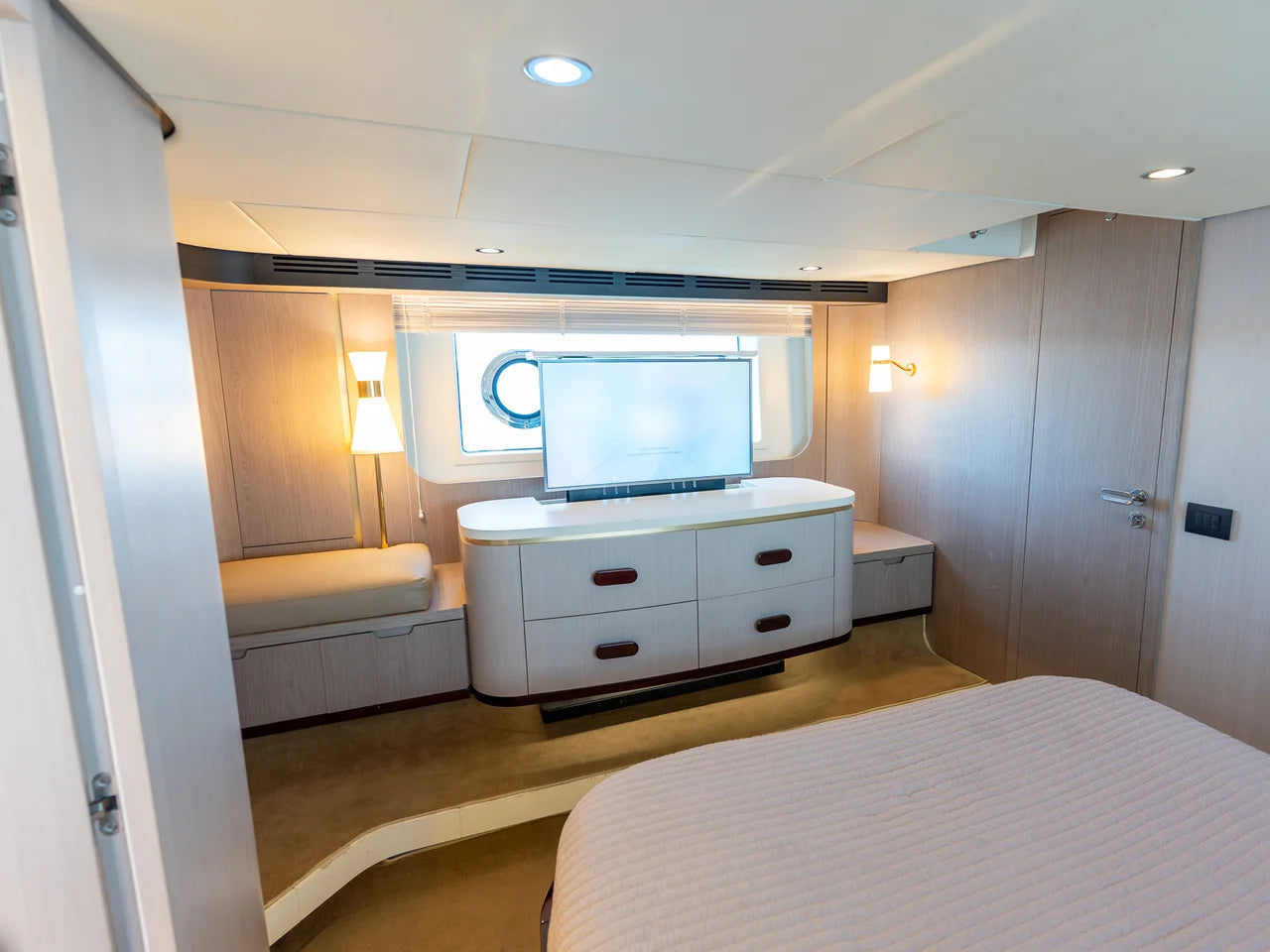 2018 Azimut 60 Flybridge 60.0 feet, Miami, FL #42