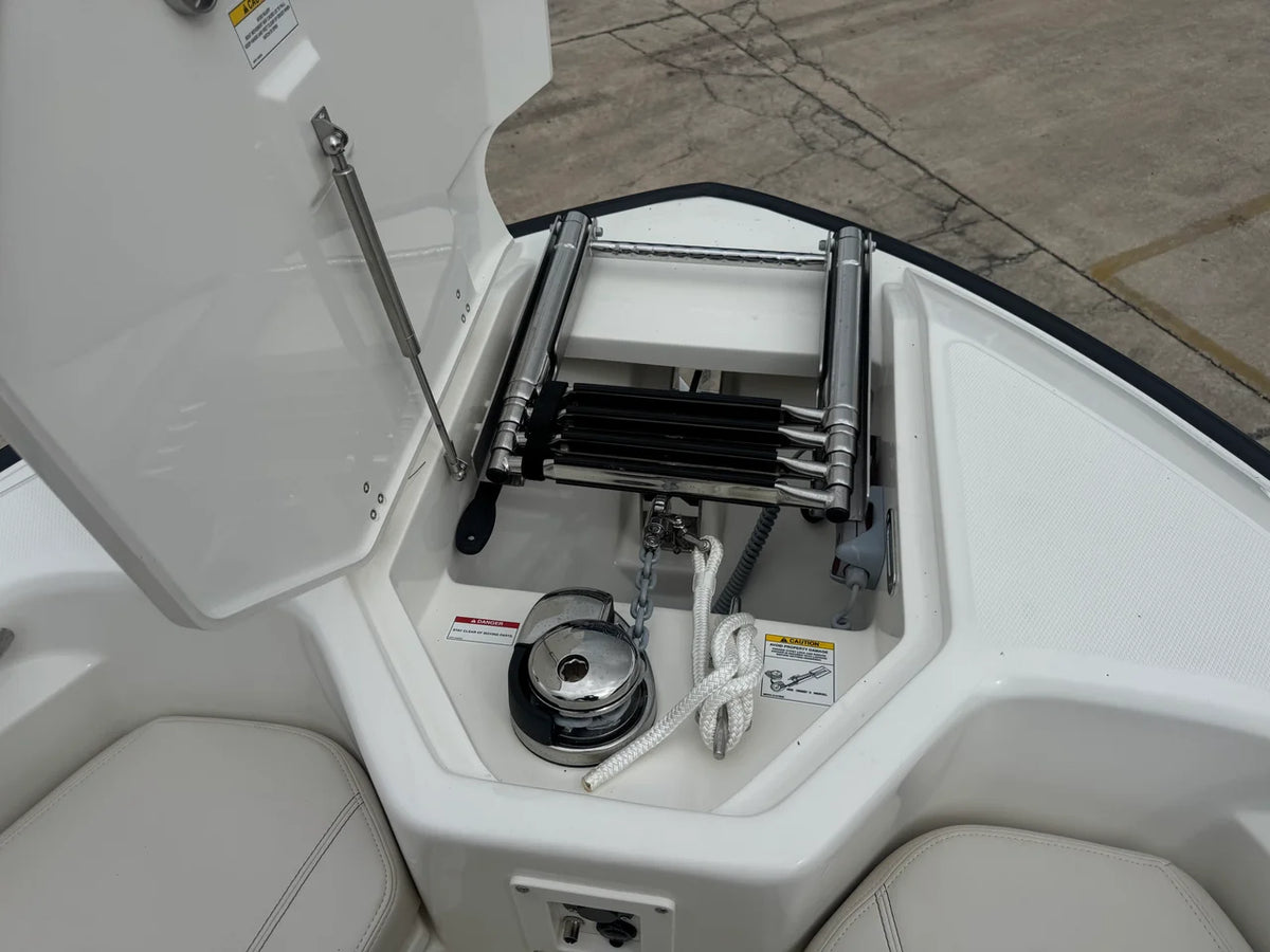 2027 Boston Whaler 280 Dauntless 28.0 feet, Cocoa, Florida #17