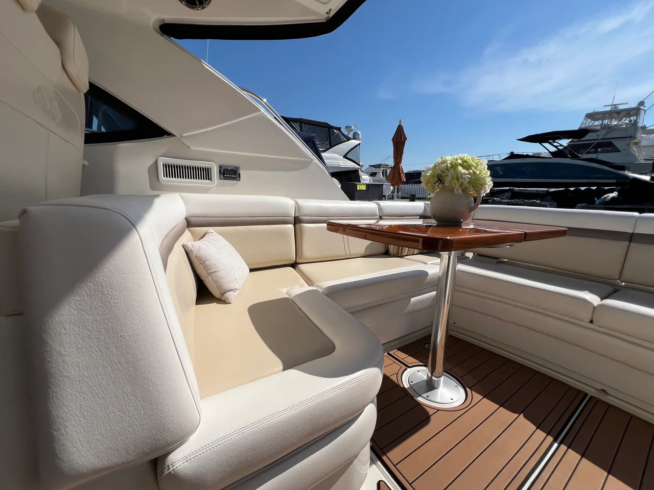 2015 Sea Ray 410 Sundancer 41.0 feet, Huntington, NY #25