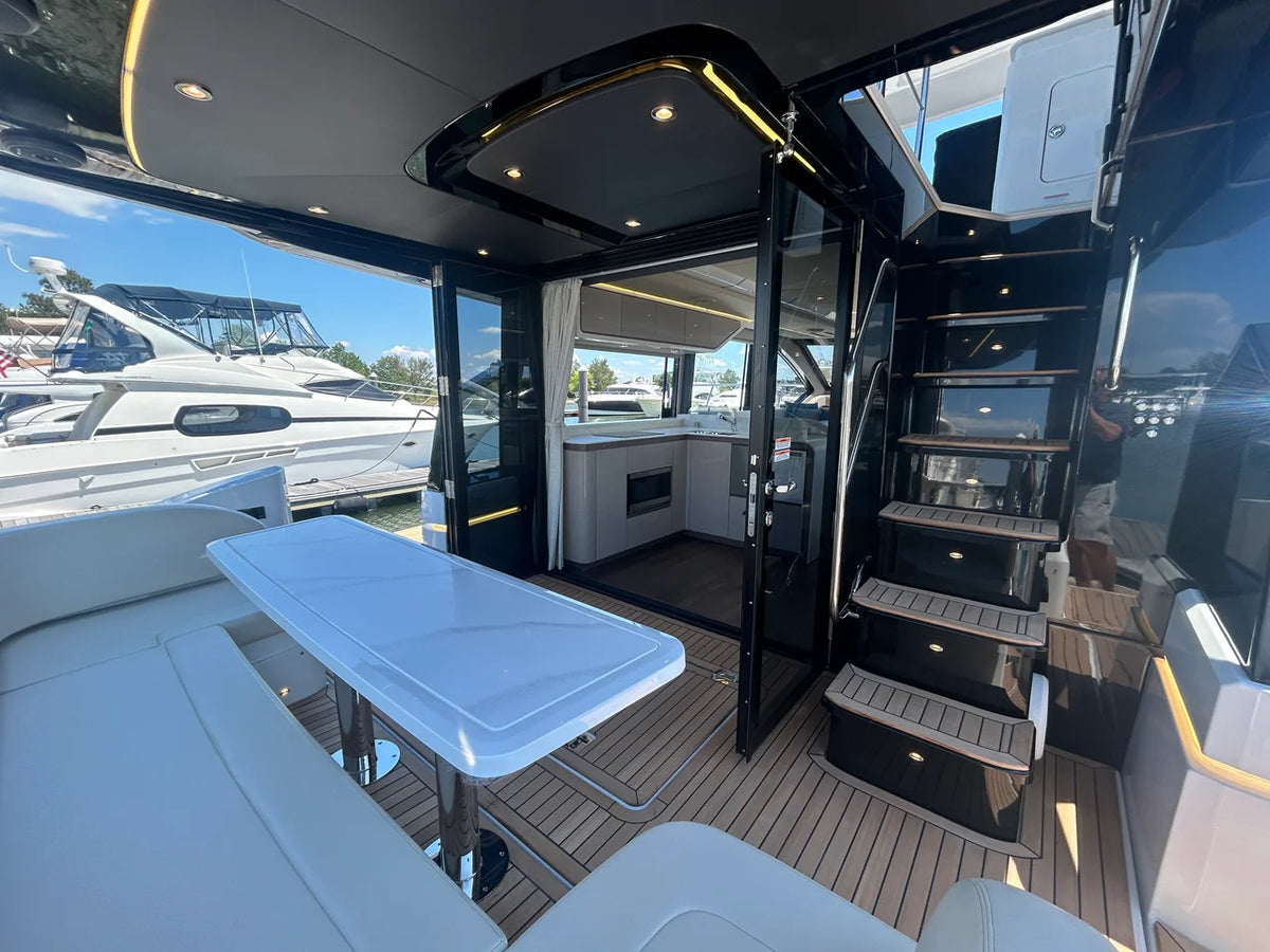 2026 Cruisers Yachts 57 FLY 57.0 feet, Grasonville, MD #12