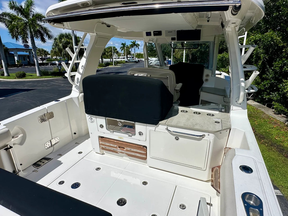 2021 Boston Whaler 350 REALM 35.0 feet, Fort Myers, FL #8