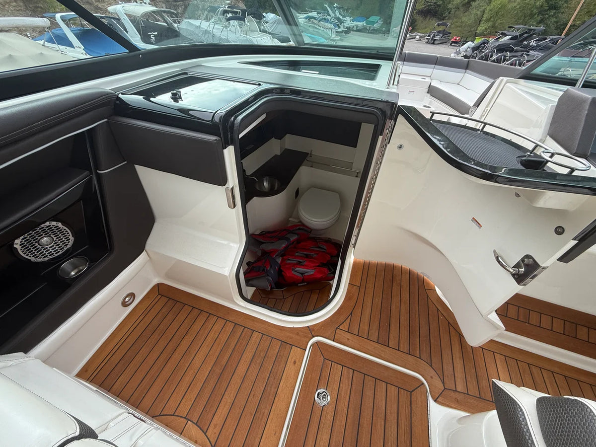 2017 Sea Ray SLX 350 34.0 feet, Lake Ozark, MO #21