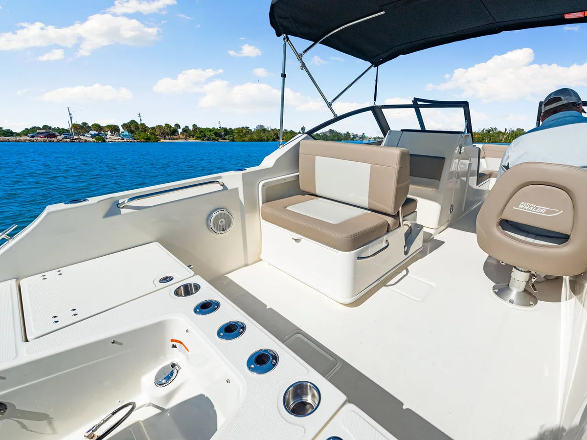 2026 Boston Whaler 210 Vantage 21.0 feet, Venice, Florida #32