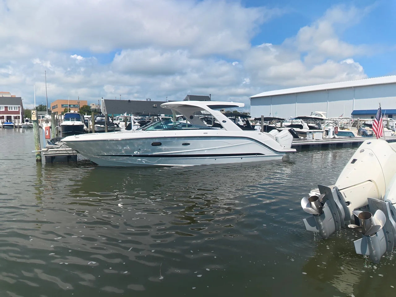 2027 Sea Ray SLX 310 Outboard 31.0 feet, Somers Point, New Jersey #2