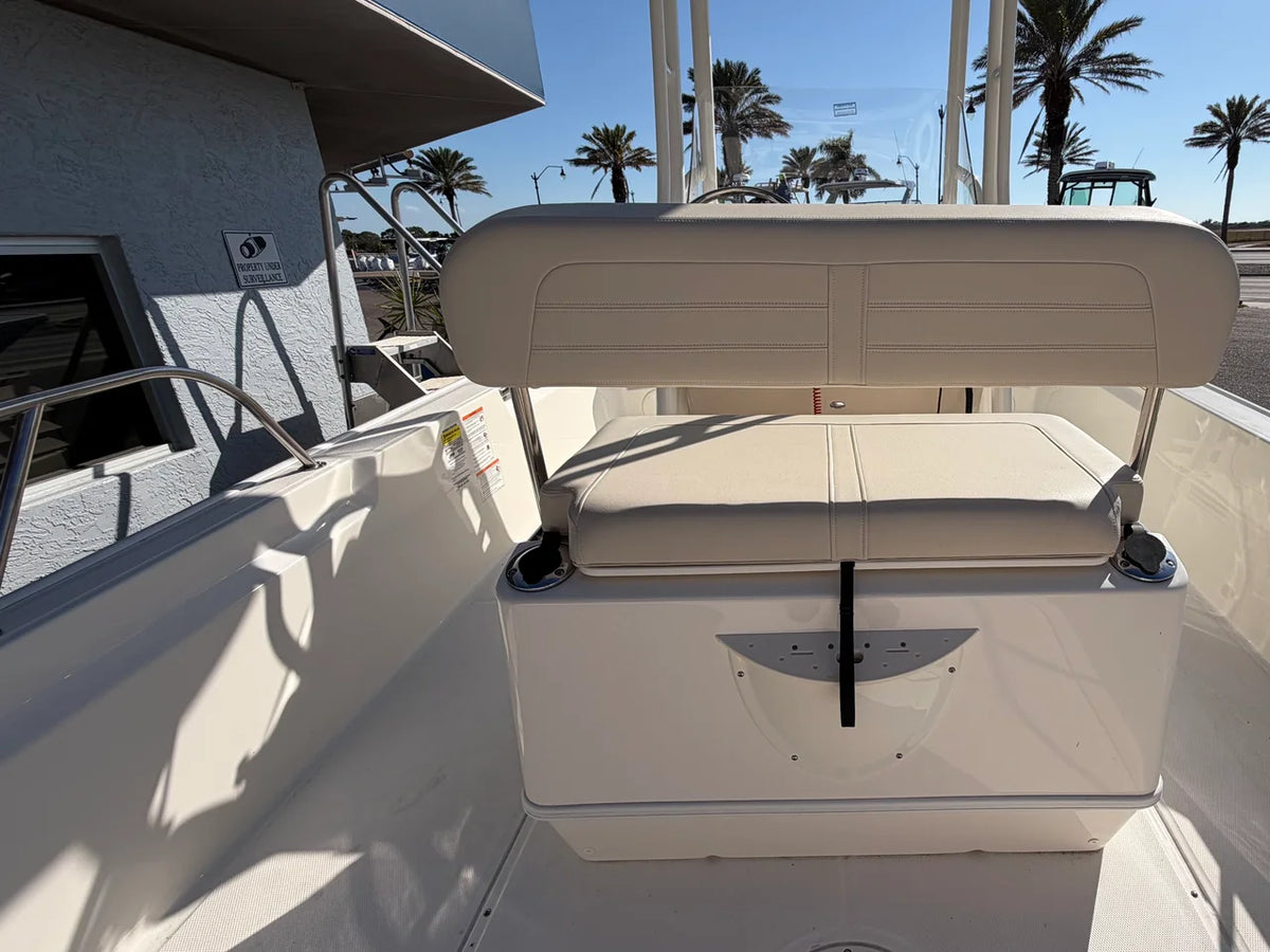 2026 Boston Whaler 210 Montauk 21.0 feet, Venice, Florida #6