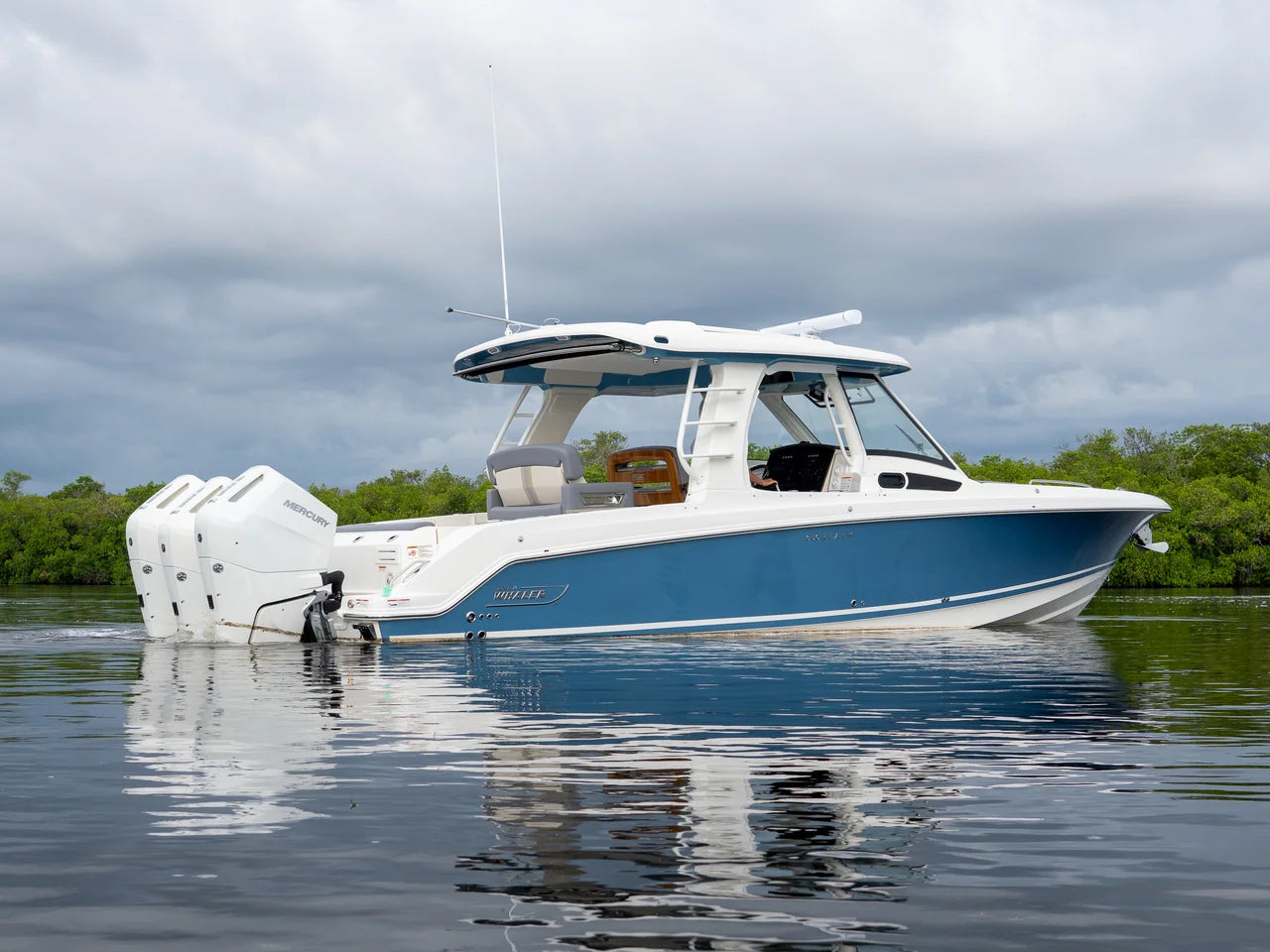 2026 Boston Whaler 350 Realm 35.0 feet, Fort Myers, FL #4