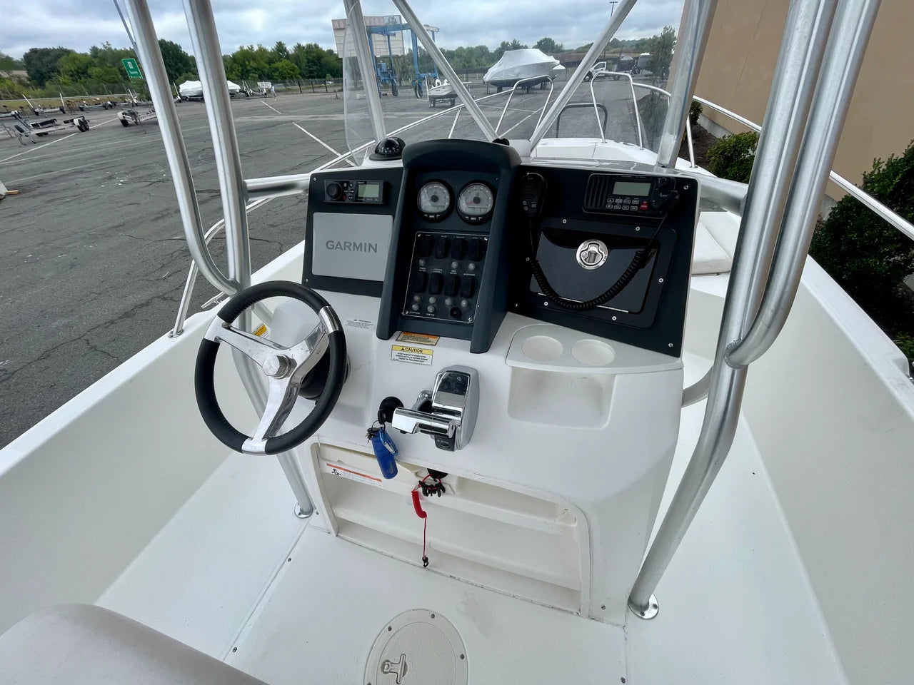 2013 Boston Whaler 230 DAUNTLESS 23.0 feet, Quincy, MA #12