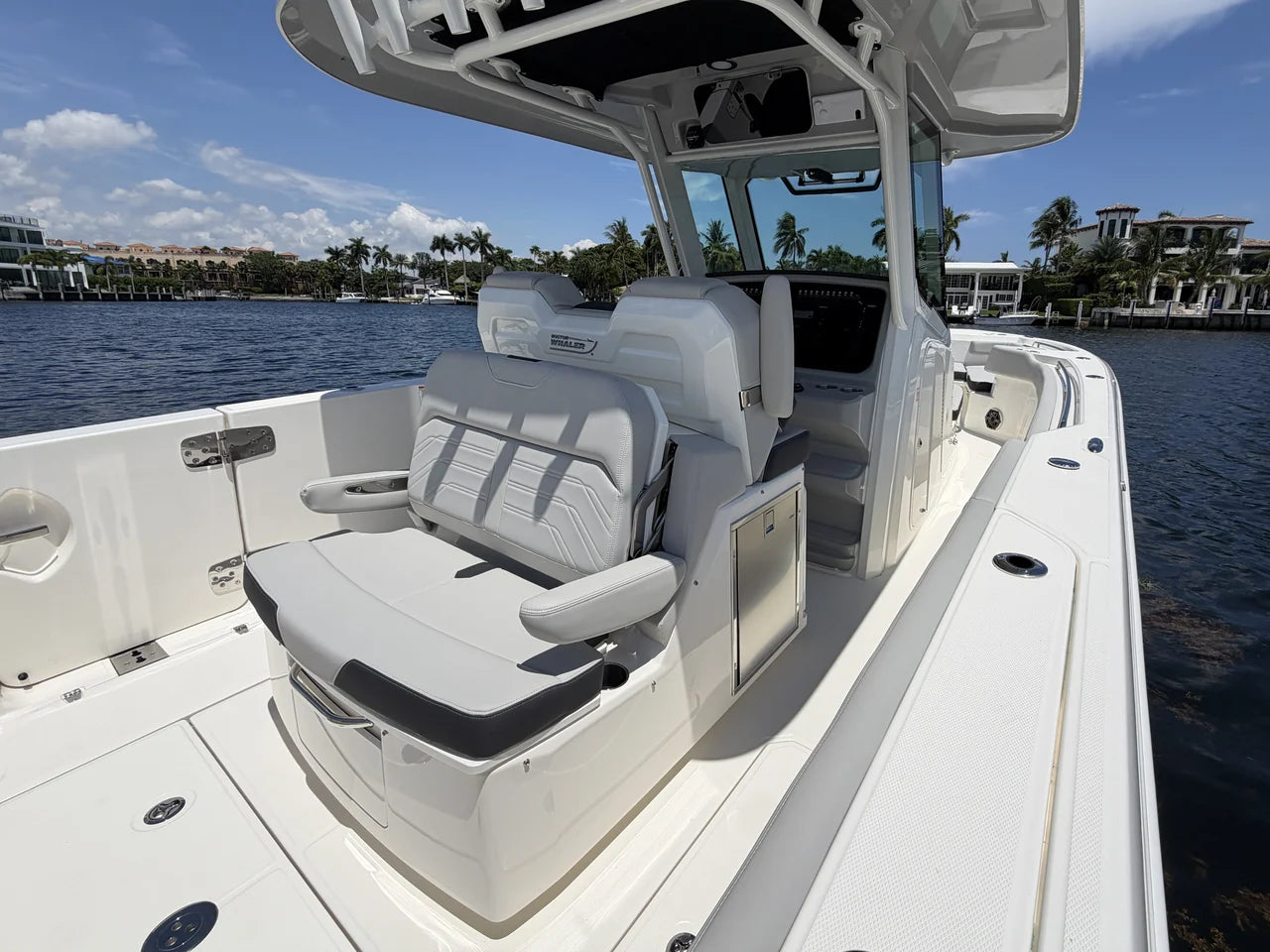 2026 Boston Whaler 330 Outrage 33.0 feet, Pompano Beach, Florida #35