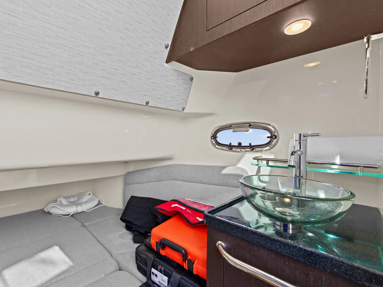 2024 Boston Whaler 380 Outrage 38.0 feet, Quincy, MA #36