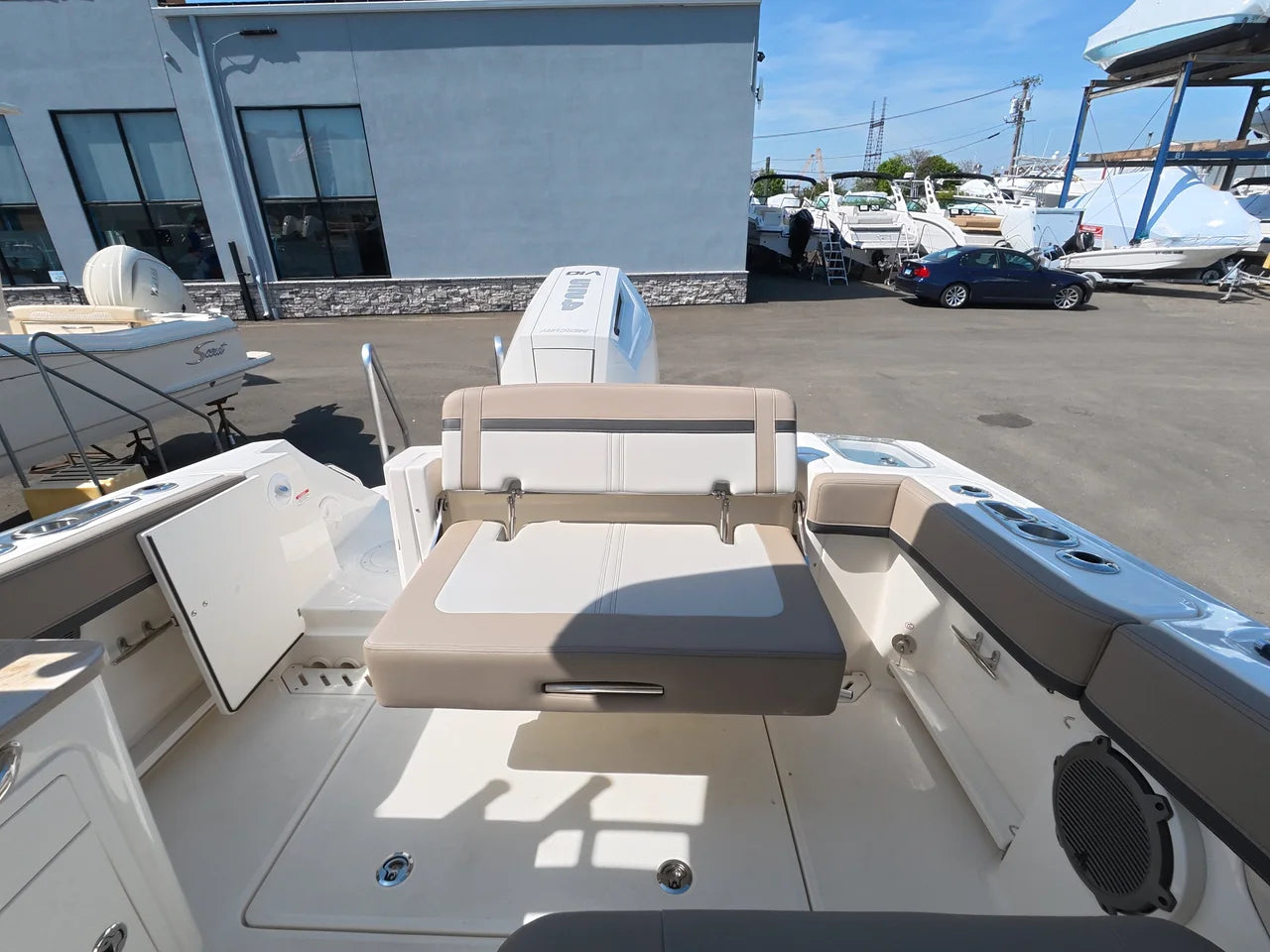 2026 Boston Whaler 240 Vantage 24.0 feet, Norwalk, Connecticut #6