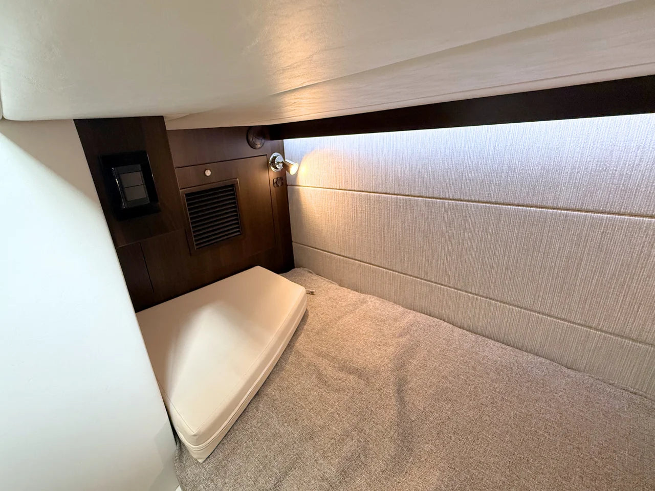 2026 Cruisers Yachts 34 GLS 34.0 feet, Lewisville, TX #57