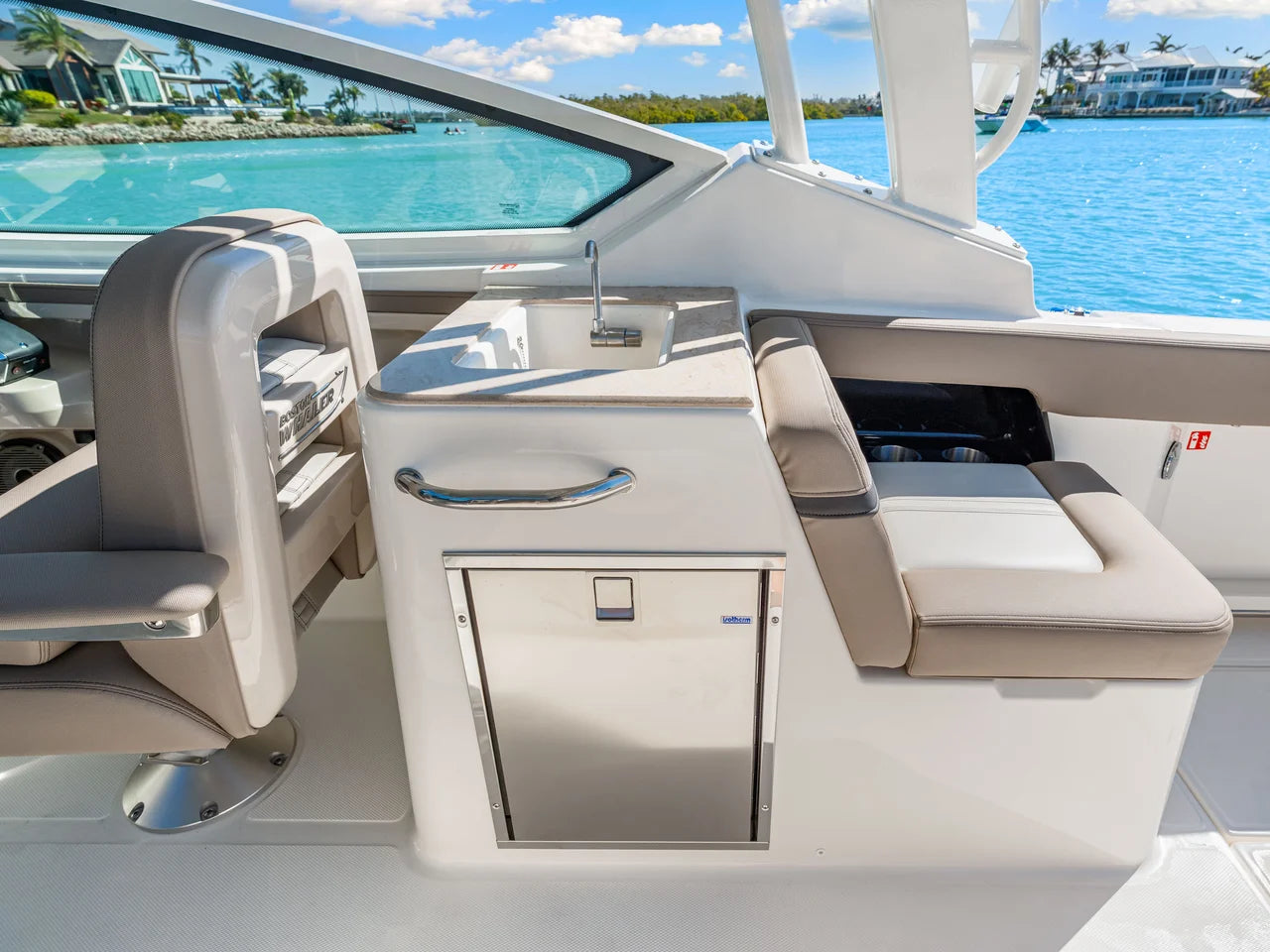 2026 Boston Whaler 280 Vantage 28.0 feet, Venice, Florida #66