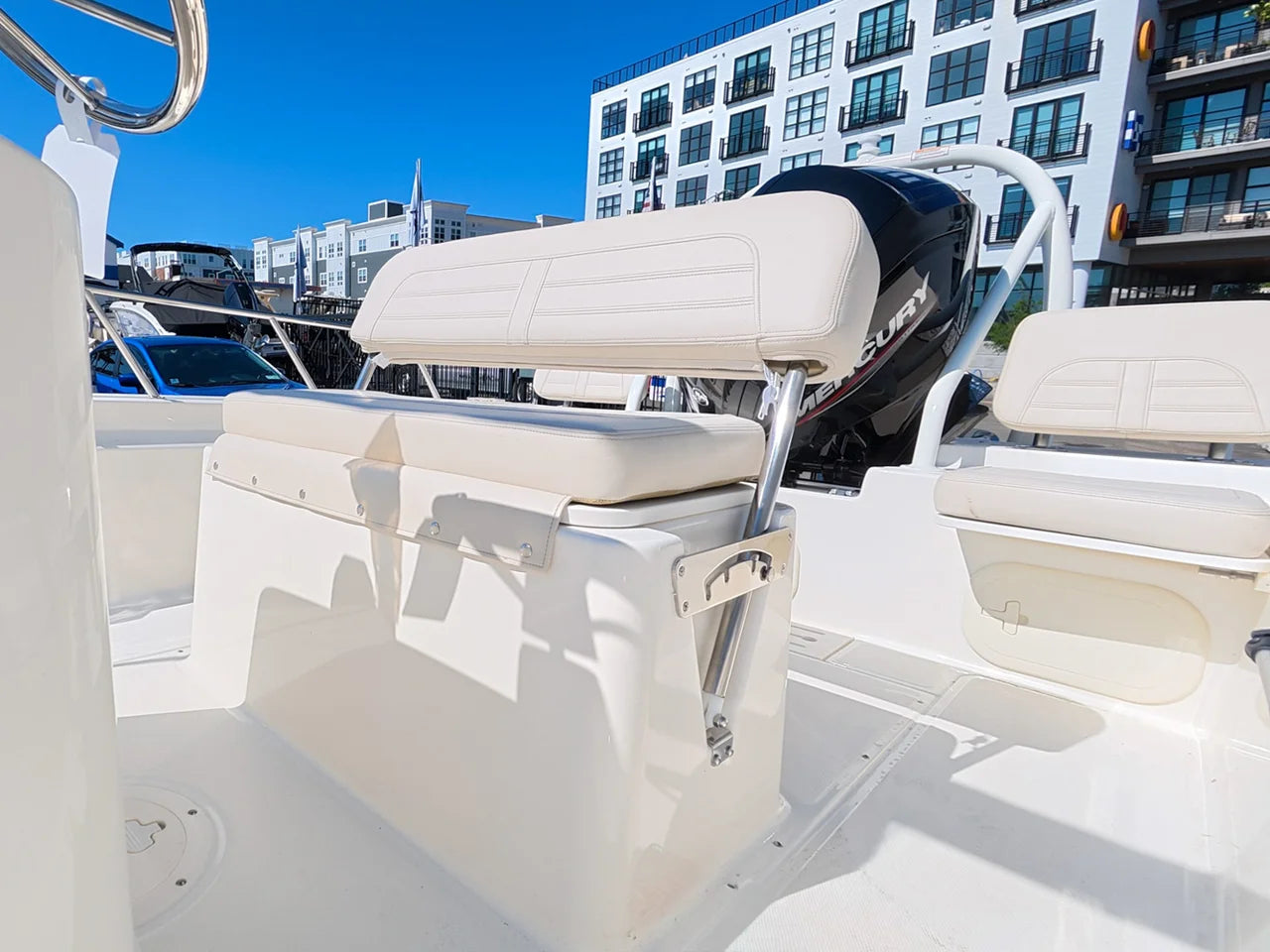 2026 Boston Whaler 170 Montauk 17.0 feet, Norwalk, Connecticut #6
