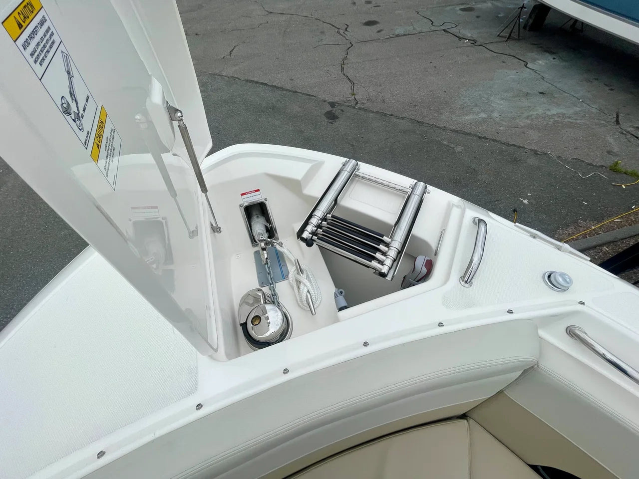 2027 Boston Whaler 280 Vantage 27.0 feet, Danvers, Massachusetts #35