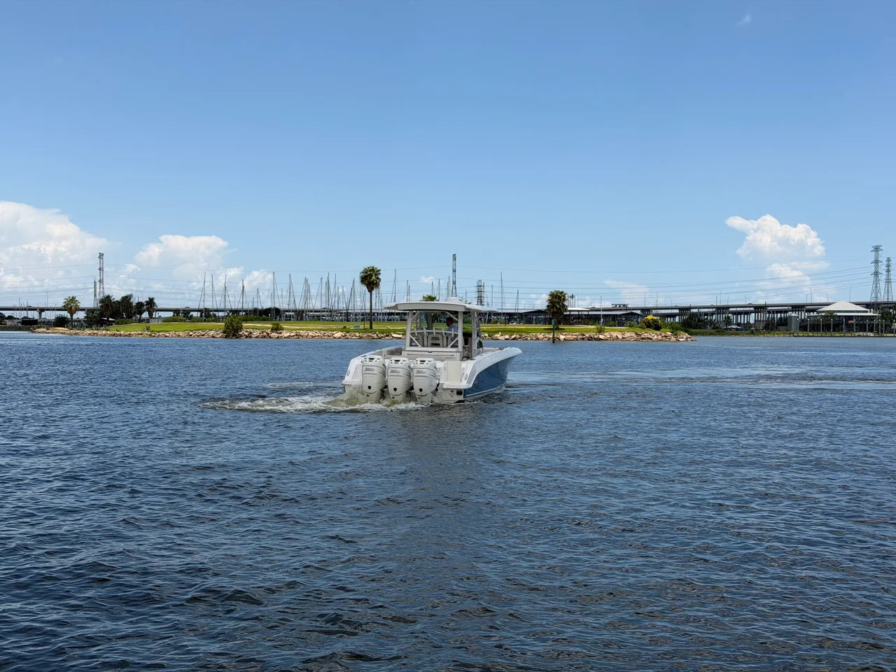 2018 Boston Whaler 380 OUTRAGE 38.0 feet, Seabrook, TX #12