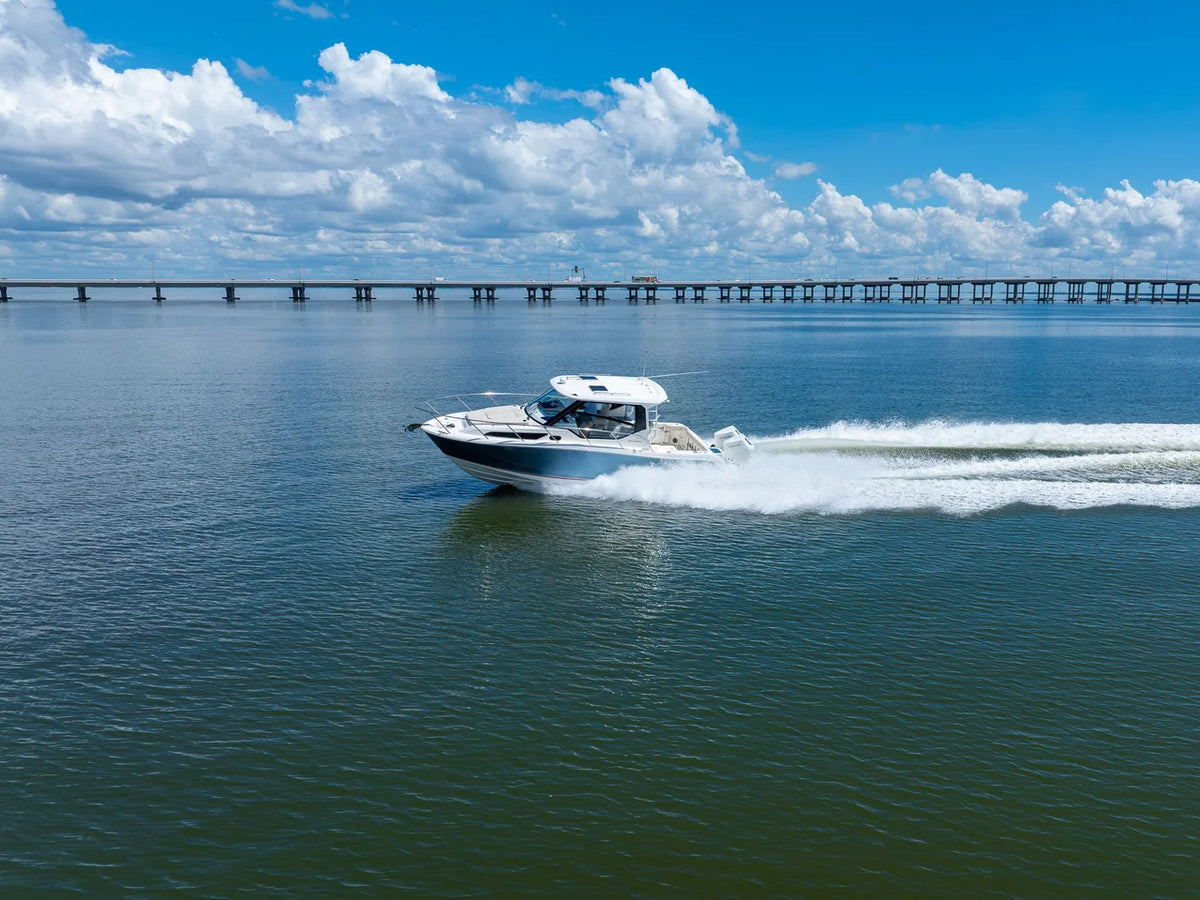 2026 Boston Whaler 325 Conquest 32.0 feet, Clearwater, Florida #15