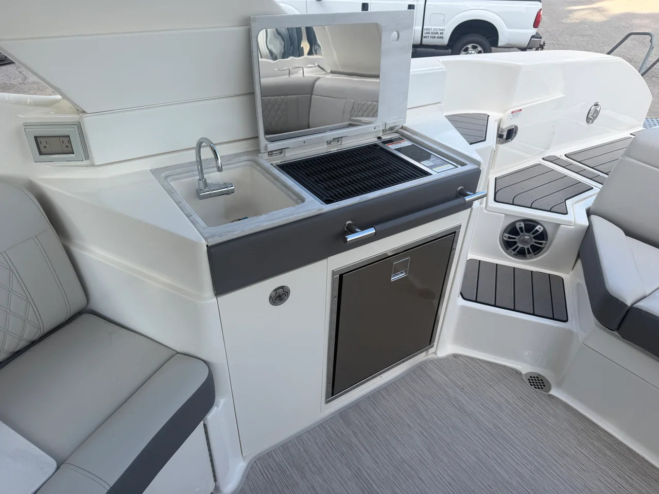 2025 Sea Ray SLX 350 35.0 feet, Lake Ozark, MO #13