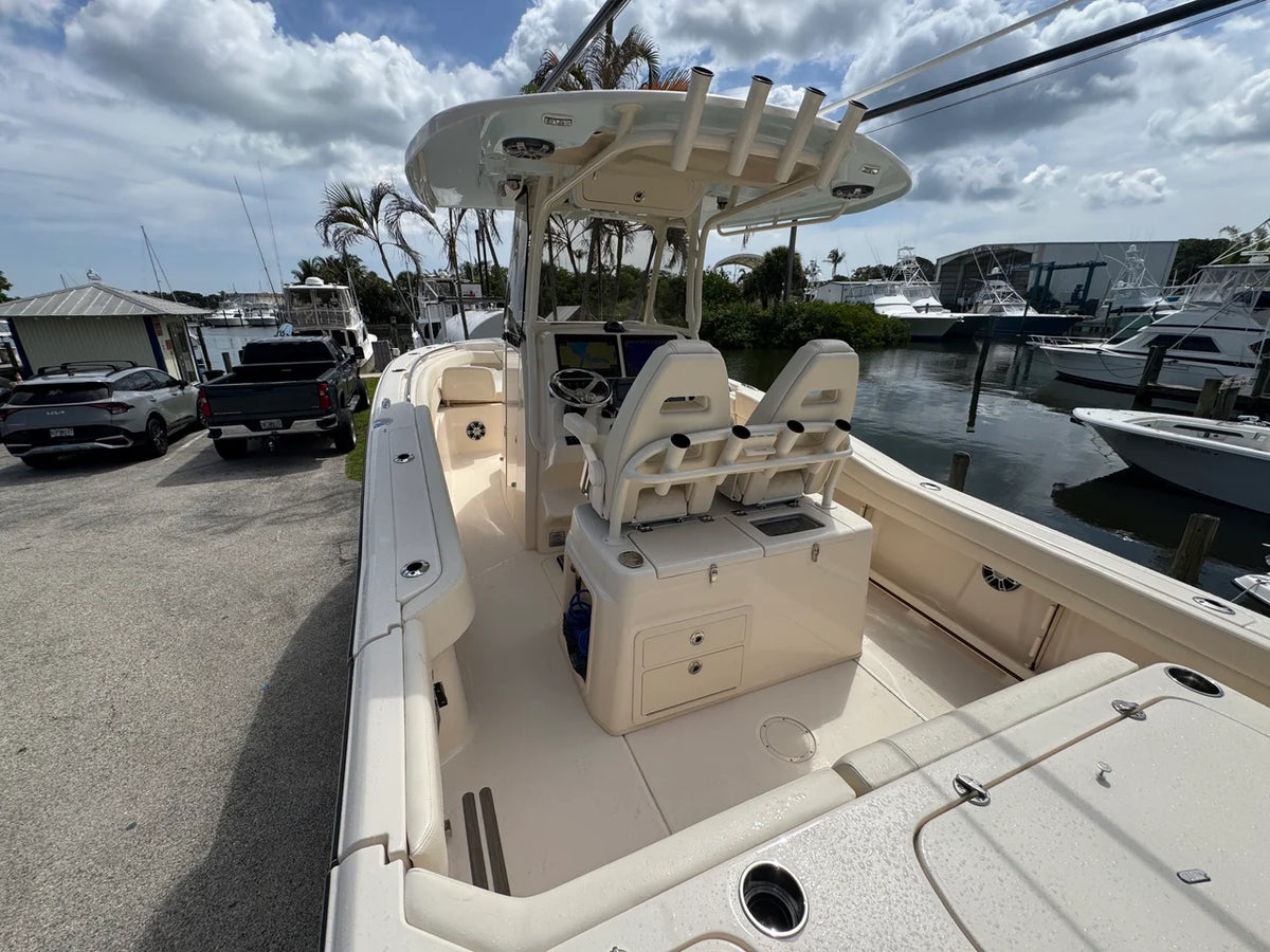 2025 Grady-White 271 CANYON 27.0 feet, Stuart, Florida #42