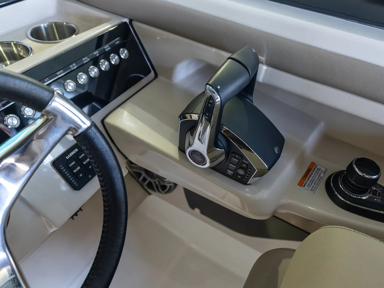 2026 Boston Whaler 330 Vantage 33.0 feet, Panama City, FL #43