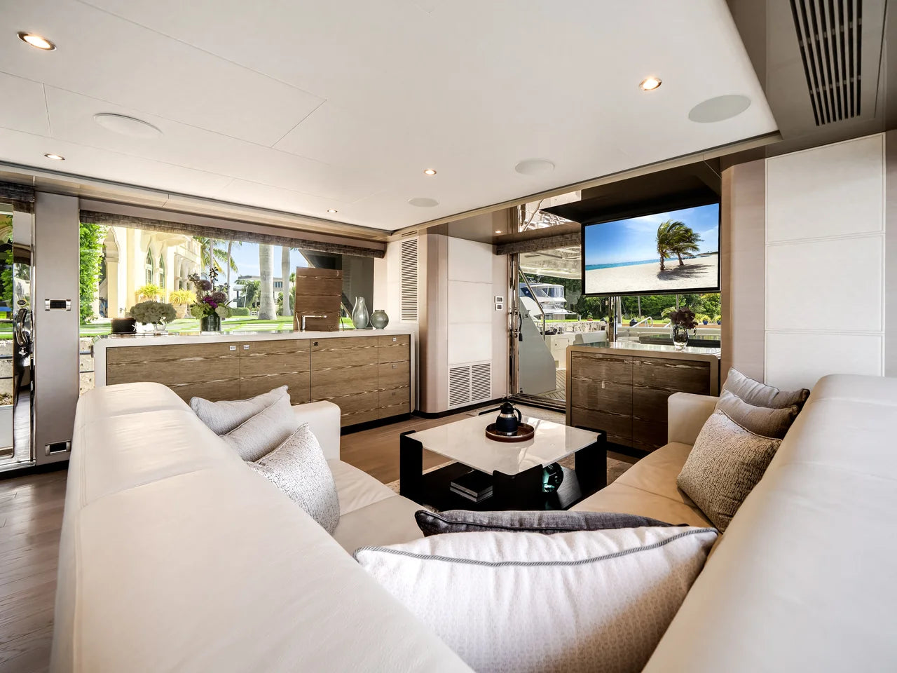 2025 Ocean Alexander 27R 88.0 feet, Fort Lauderdale, FL #22