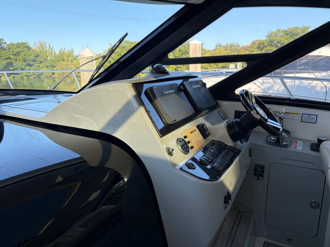 2014 Sea Ray 470 SUNDANCER 47.0 feet, Miami, FL #21