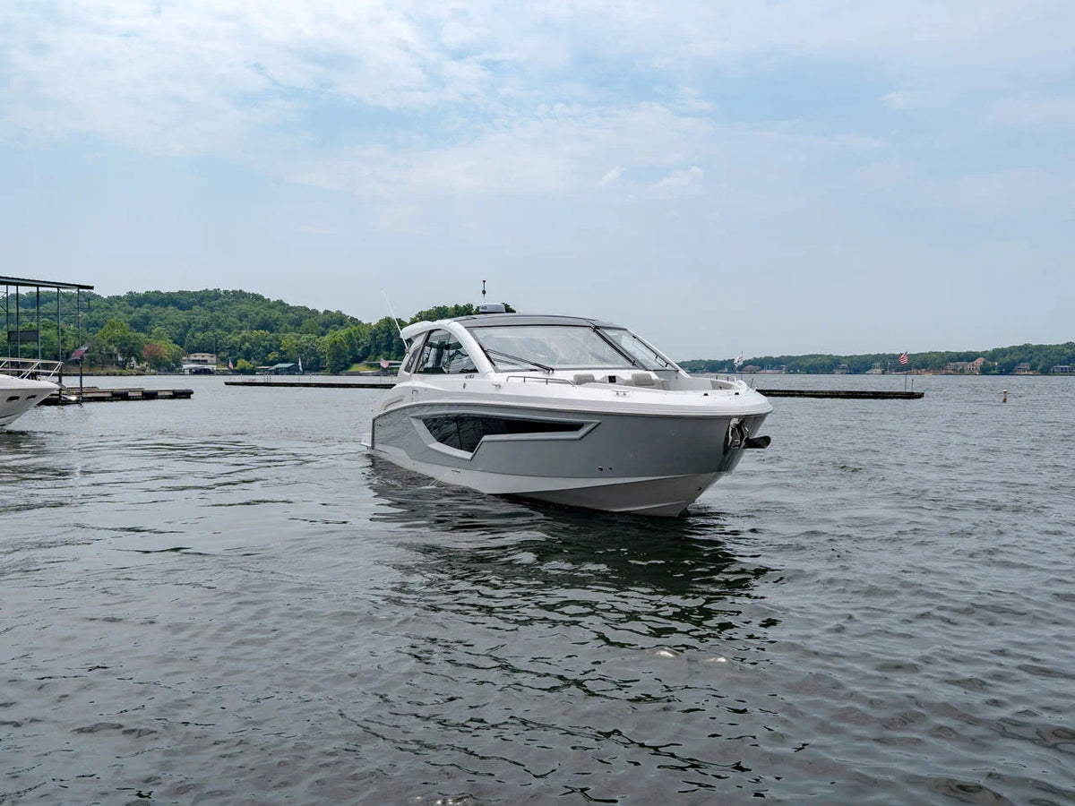 2027 Cruisers Yachts 42 GLS Outboard 42.0 feet, Lake Ozark, MO #5