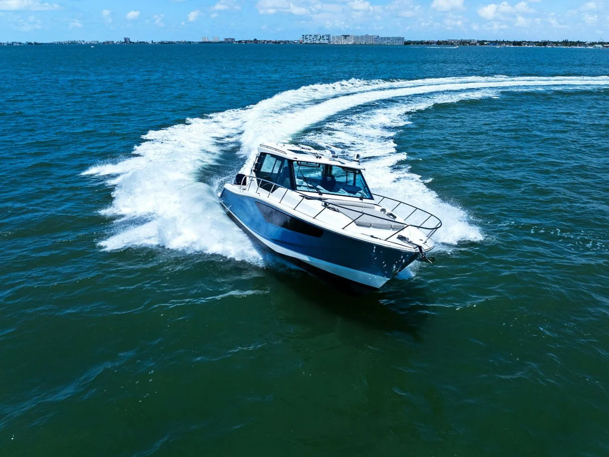 2025 Boston Whaler 405 CONQUEST 41.0 feet, St Petersburg, FL #19