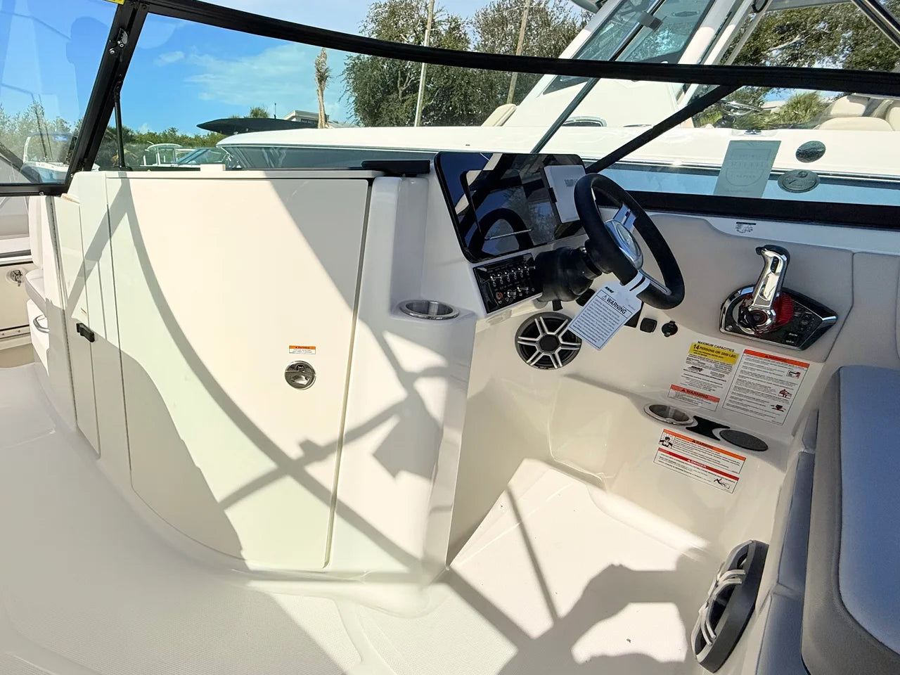 2026 Sea Ray SDX 250 Outboard 25.0 feet, St Petersburg, FL #42