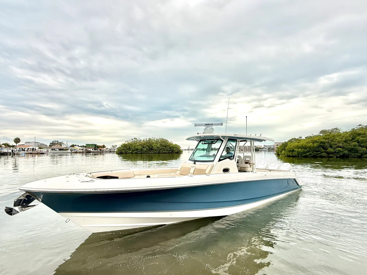 2026 Boston Whaler 360 Outrage 36.0 feet, St Petersburg, FL #3