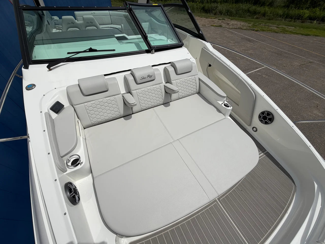 2026 Sea Ray Sundancer 320 32.0 feet, Rogers, MN #55