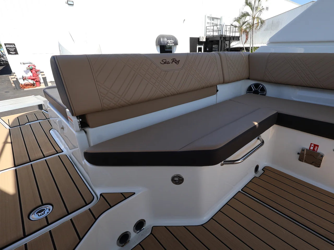 2026 Sea Ray SDX 230 Outboard 23.0 feet, Naples, Florida #12