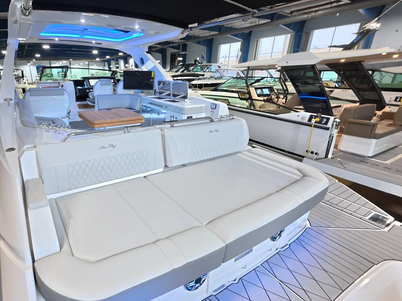 2026 Sea Ray SLX 400 Outboard 40.0 feet, Clearwater, Florida #7