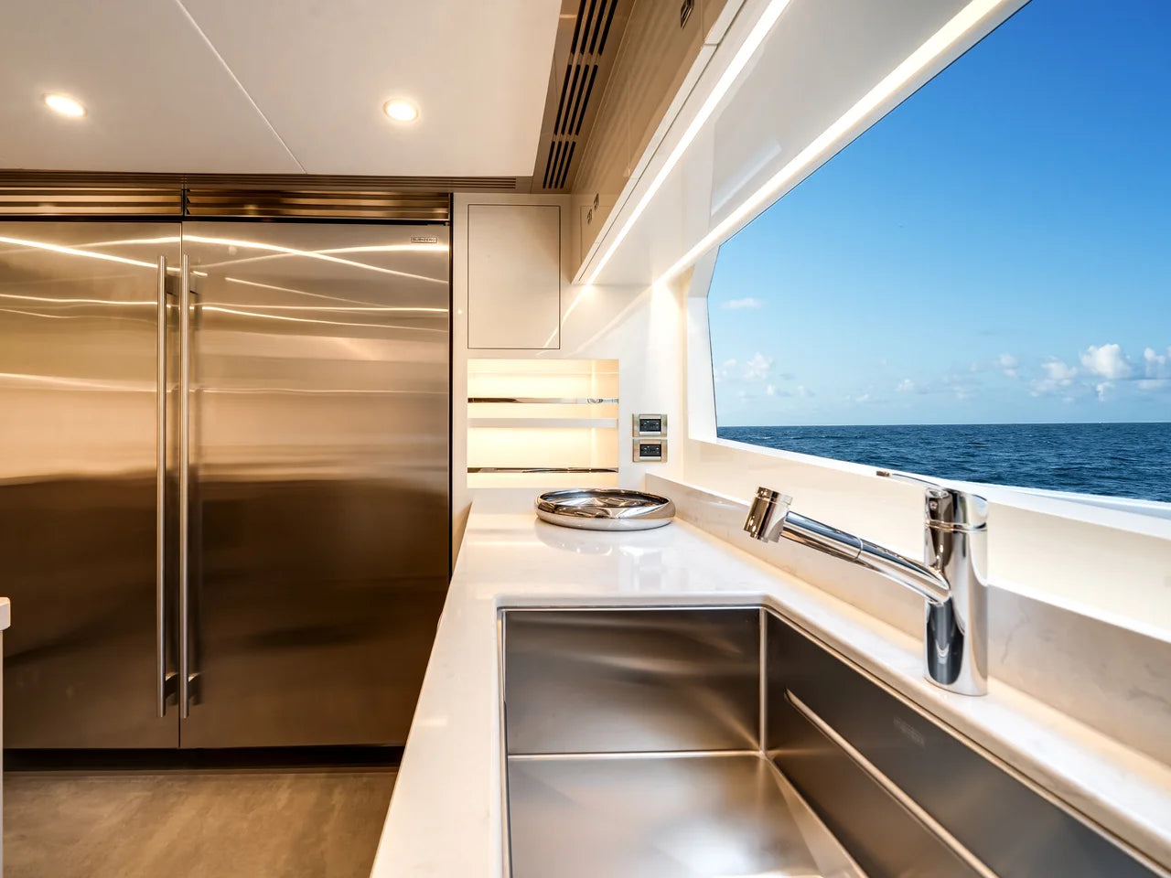 2026 Ocean Alexander 30R 98.0 feet, Pompano Beach, FL #37