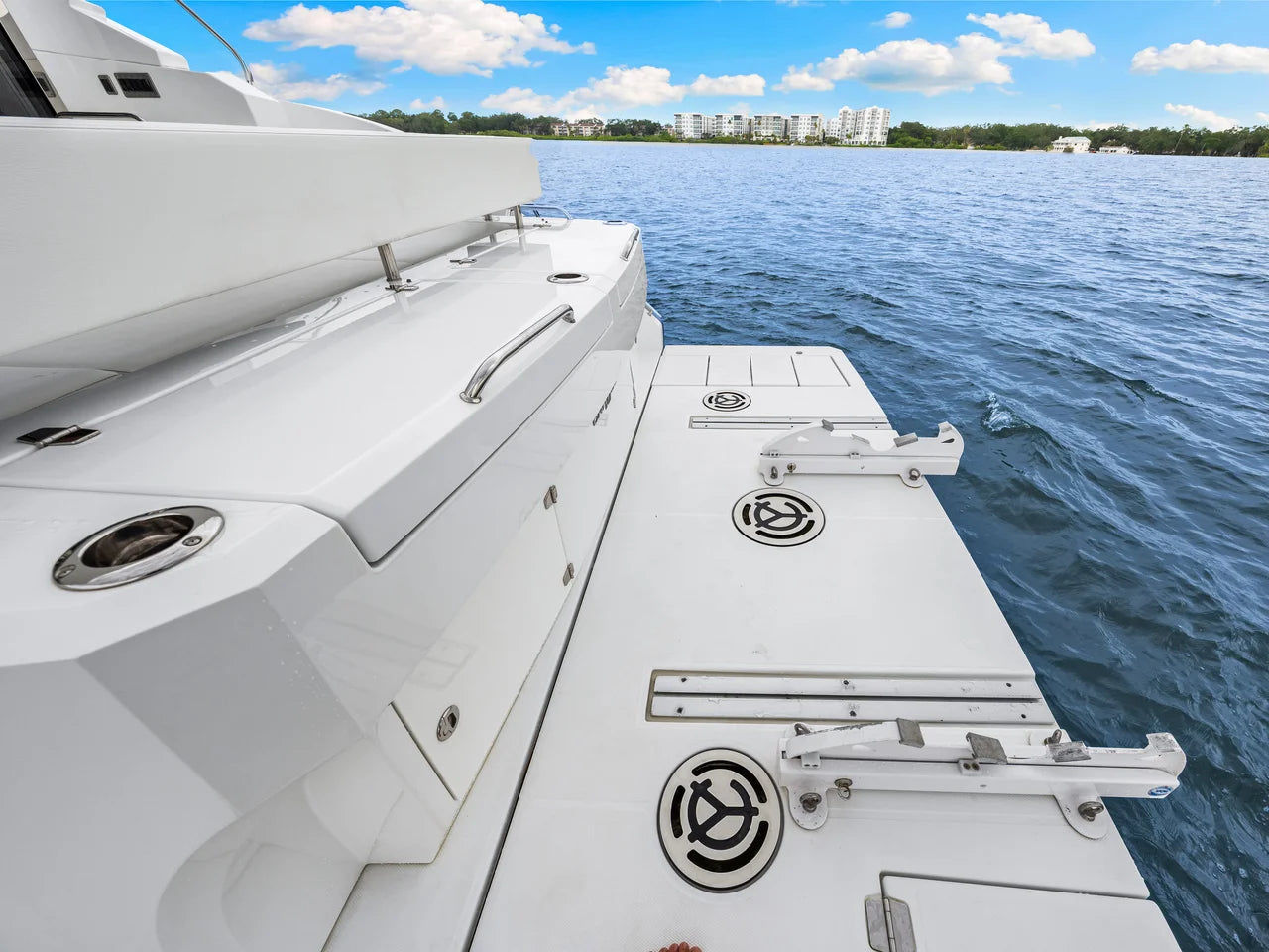2022 Cruisers Yachts 46 Cantius 46.0 feet, Clearwater, Florida #40