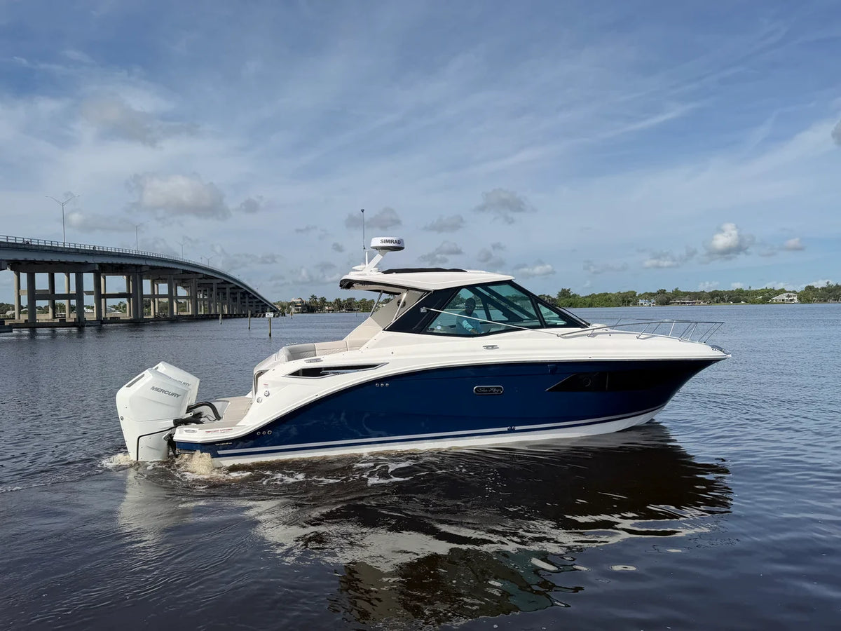 2027 Sea Ray Sundancer 320 Outboard 32.0 feet, Stuart, Florida #1